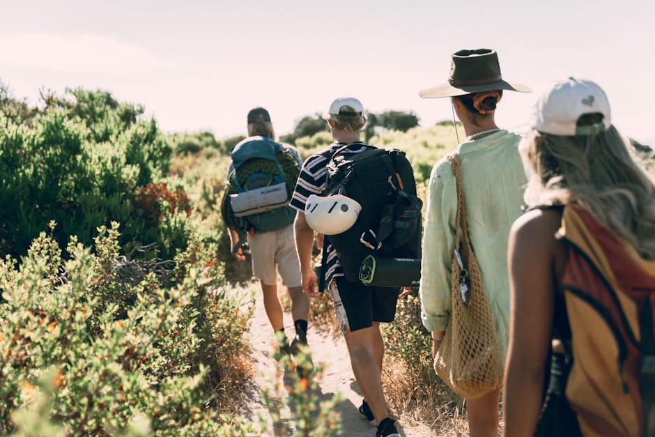 Packing List Australia Summer: Essential Clothing and Gear Guide 2024