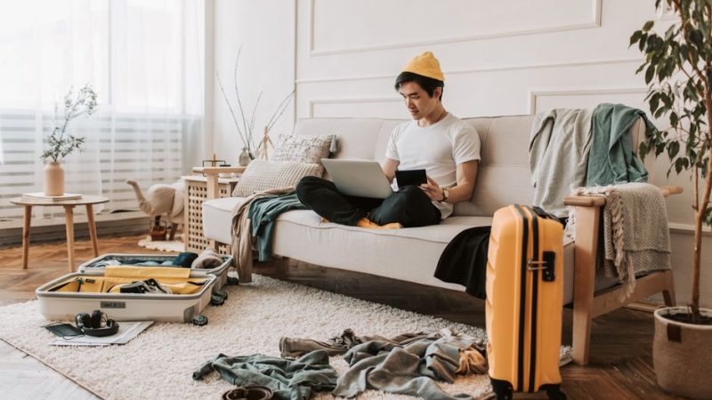 Quince Travel Accessories: How to Pack Smarter Without Overspending