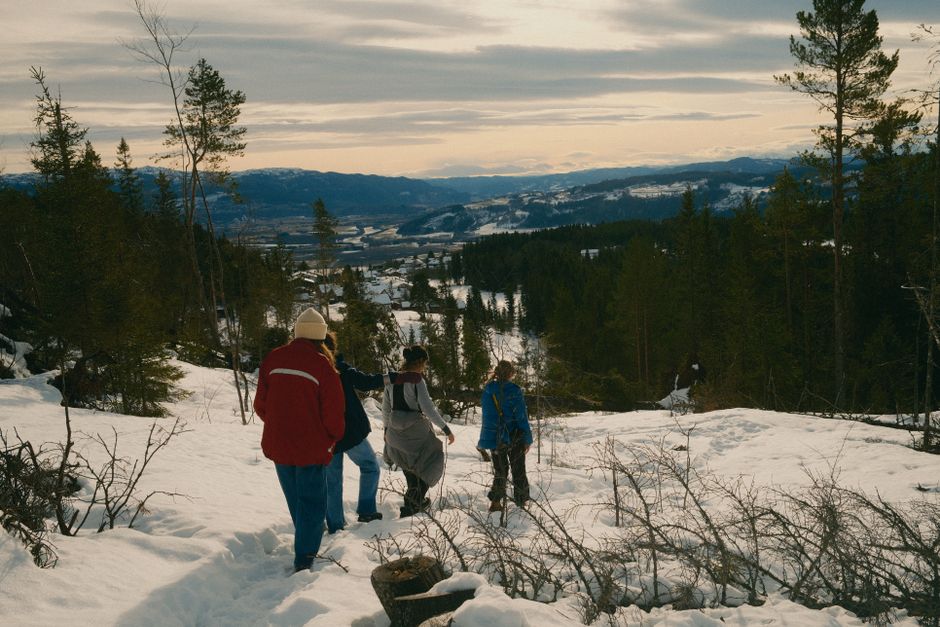 Yellowstone Winter Snowshoeing: 5 Hot-Spring Stops
